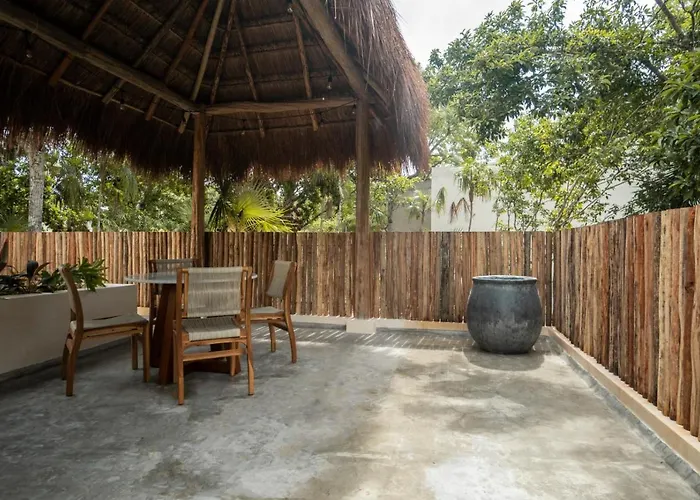 Xuncari En El Corazón De La Selva Tulum
